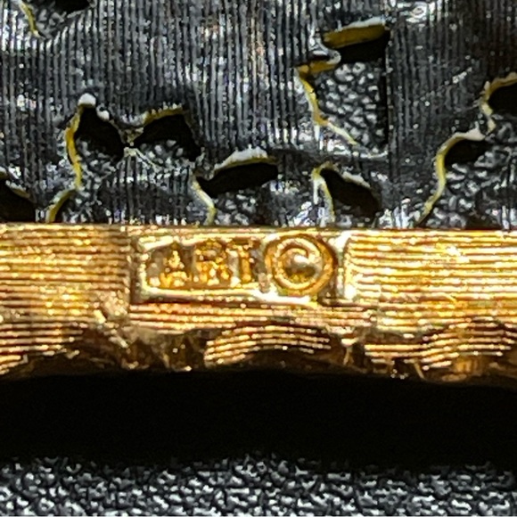 Vintage Signed ART Arthur Pepper Dragon & Yellow Enamel Pendant Necklace - Picture 7 of 10